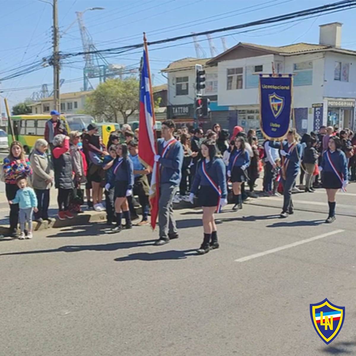 Nuestro liceo participa de desfile por Fiestas Patrias