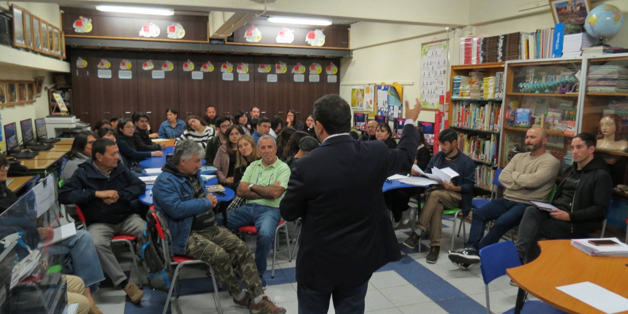 Con reunión de docentes inicia año escolar 2024 en Liceo Nacional de Llolleo