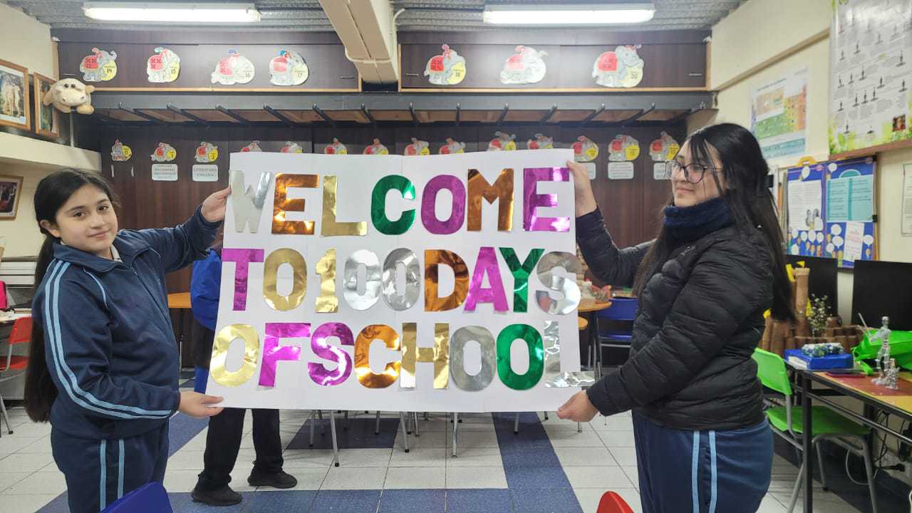Estudiantes del Liceo Nacional de Llolleo presentan creativo proyecto de idioma inglés «One Hundred Days of School»