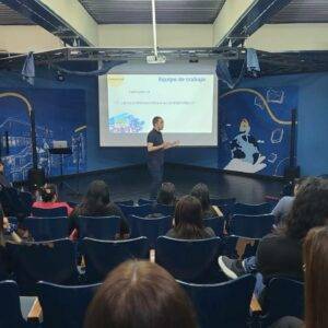 Liceo Nacional de Llolleo da la bienvenida a nuevos estudiantes